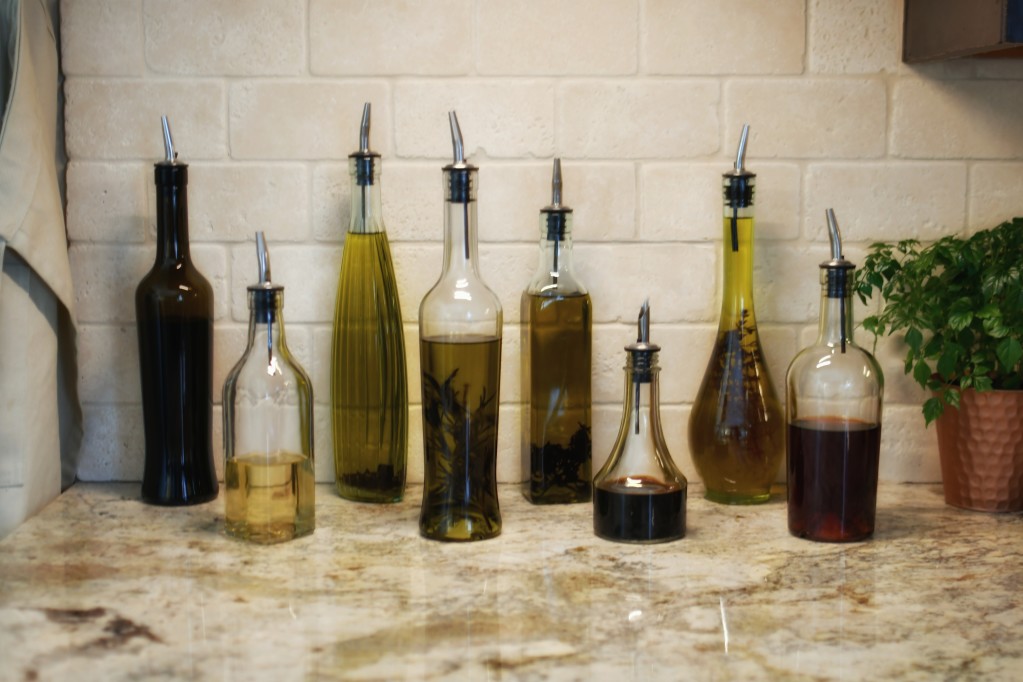 verschiedene Olivenöle
